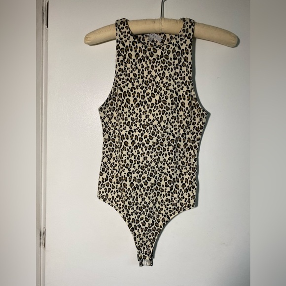 High Crew Neck Sleeveless Animal print Bodysuit S - Picture 1 of 2